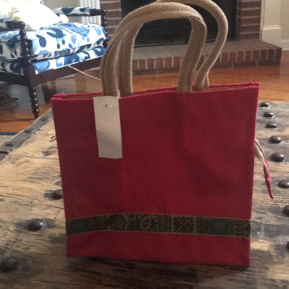 All Season Hand Bag - Picture 3 of 3